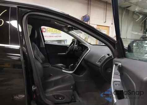 2015 Volvo Xc60 T6 Premier Plus from USA, damaged, VIN YV4902RC6F2565914